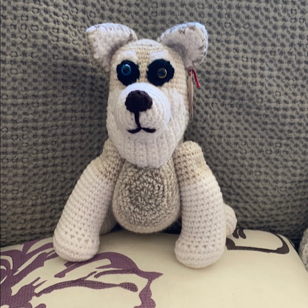 Crocheted Husky dog